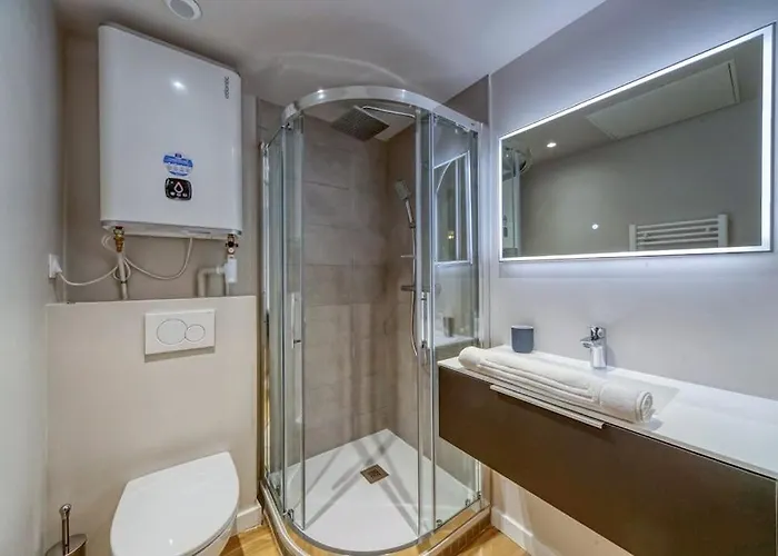 R'apparts Luxury 10 Apartment *